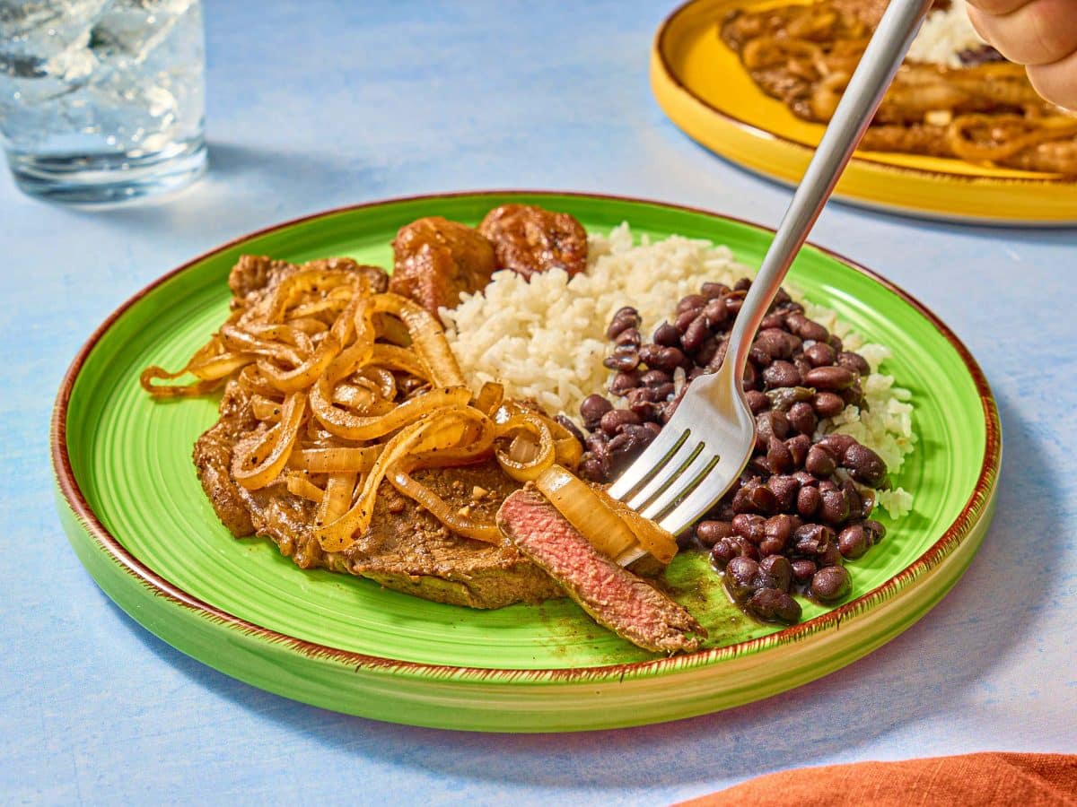 10 Cheap Sirloin Steak Recipes That Taste Surprisingly Fancy