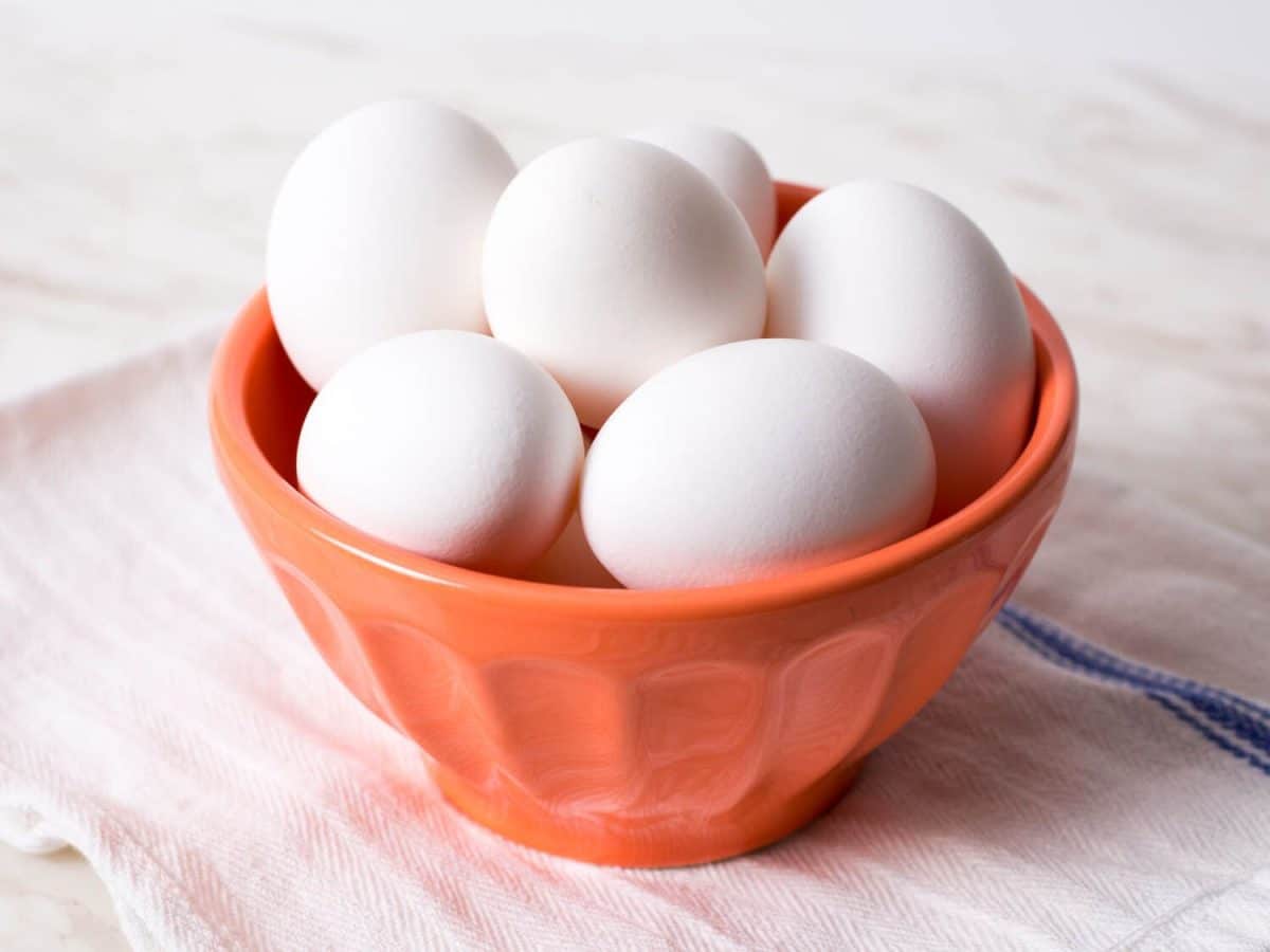 How to Choose the Best Eggs at the Grocery Store—and What Carton Labels Really Mean