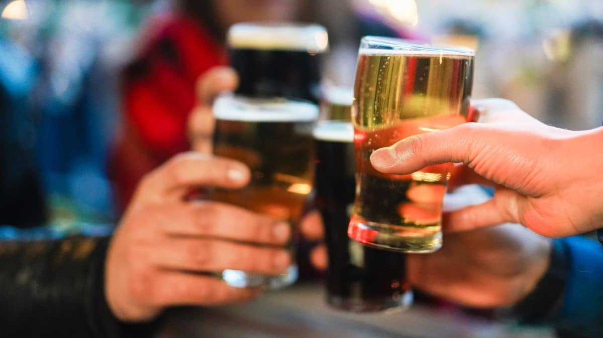 What's The Difference Between An IPA And Other Types Of Beer?