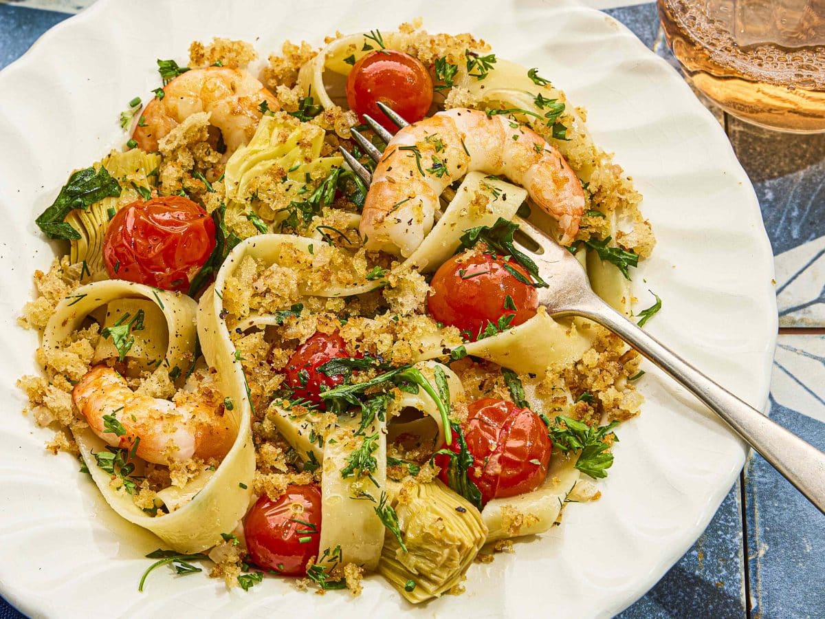 Summer Shrimp Pasta With Artichokes, Cherry Tomatoes, and Crispy Breadcrumbs