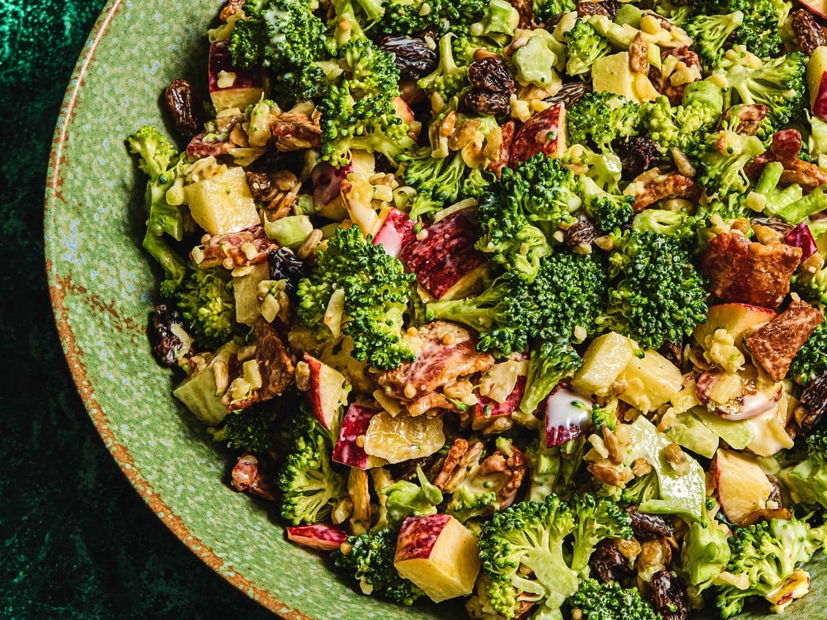 The 18 Summer Potluck Recipes Everyone Will Ask You For