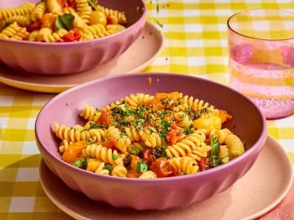 Lemony Pasta With Blistered Cherry Tomatoes and Crispy Caper Crumbs