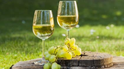 Sauvignon Blanc Vs Moscato: What's The Actual Difference