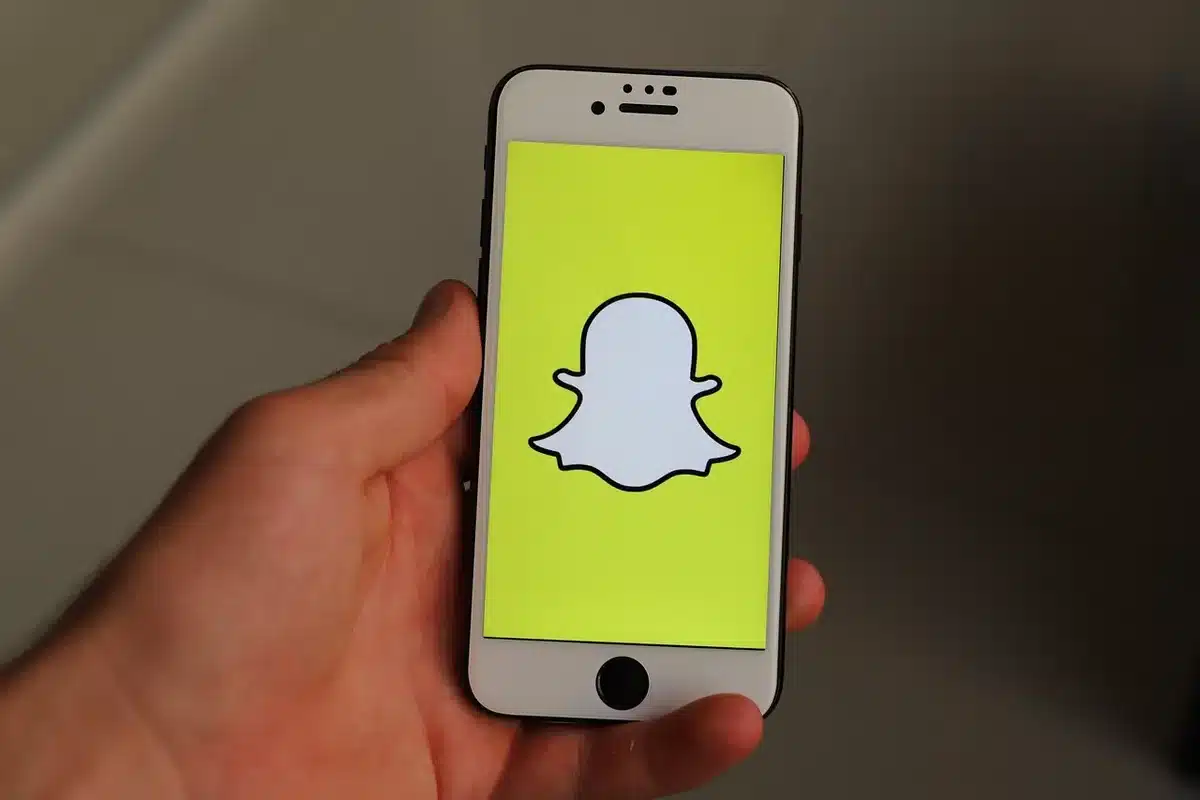 Smartphone screen showing a viral video and comment thread