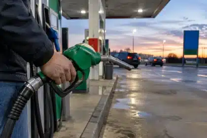 Andy Puzder blasts White House over gas spike: doubts claim that relying on OPEC lowers emissions